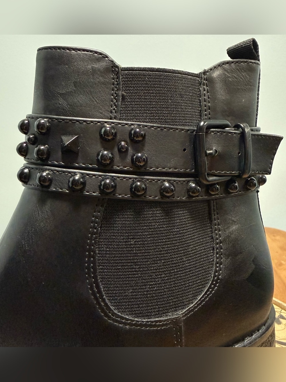 GC Shoes Women's Black Studded Ankle Boots - Picture 8 of 8